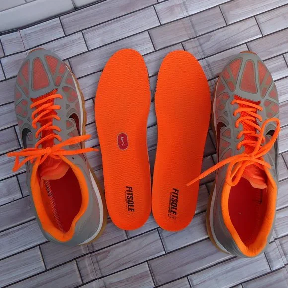 SIZE 14. NIKE AIR MAX 2011 RUNNING SNEAKERS